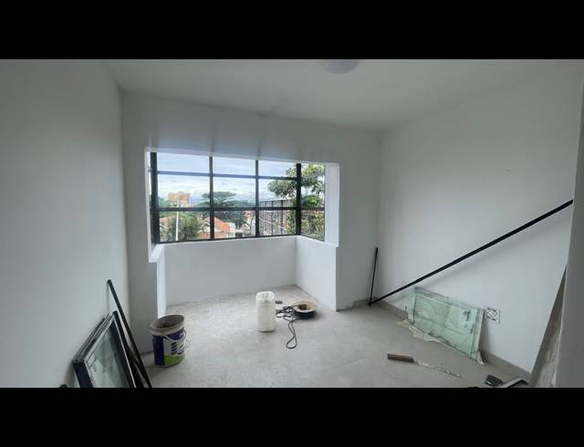 11 BEDROOM APARTMENT BLOCK FOR SALE IN BULWER